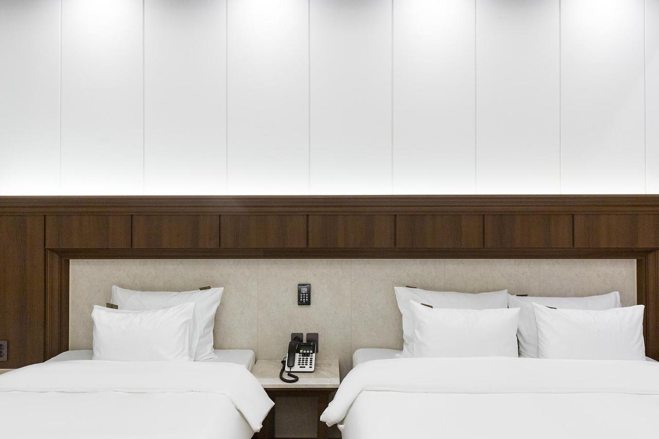 Hotel Demer Mokpo Extérieur photo
