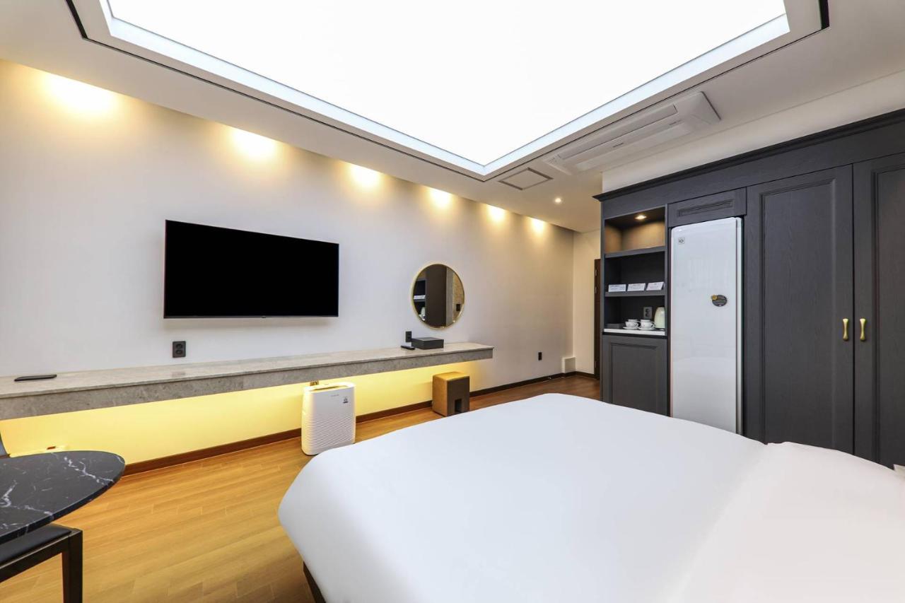 Hotel Demer Mokpo Extérieur photo
