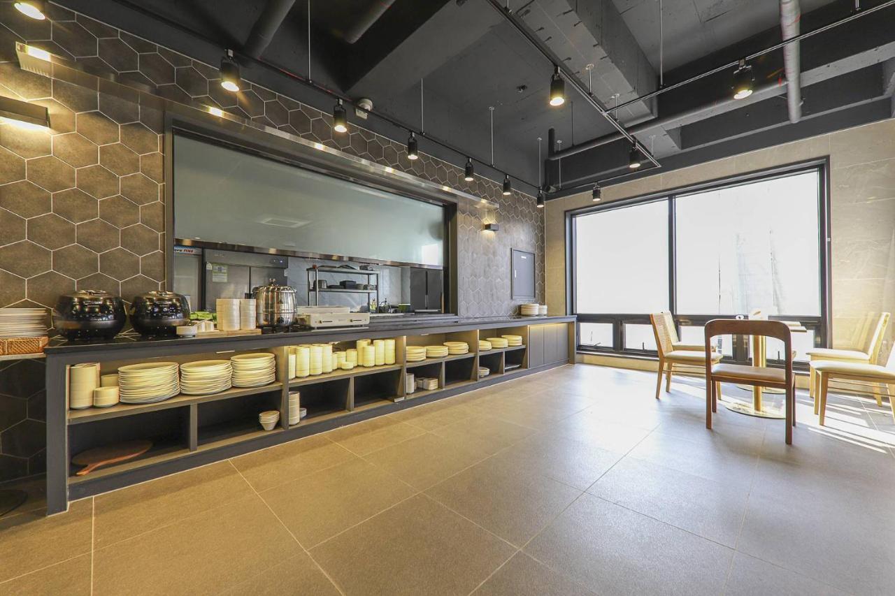 Hotel Demer Mokpo Extérieur photo