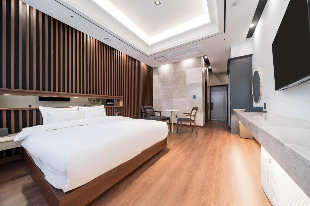 Hotel Demer Mokpo Extérieur photo