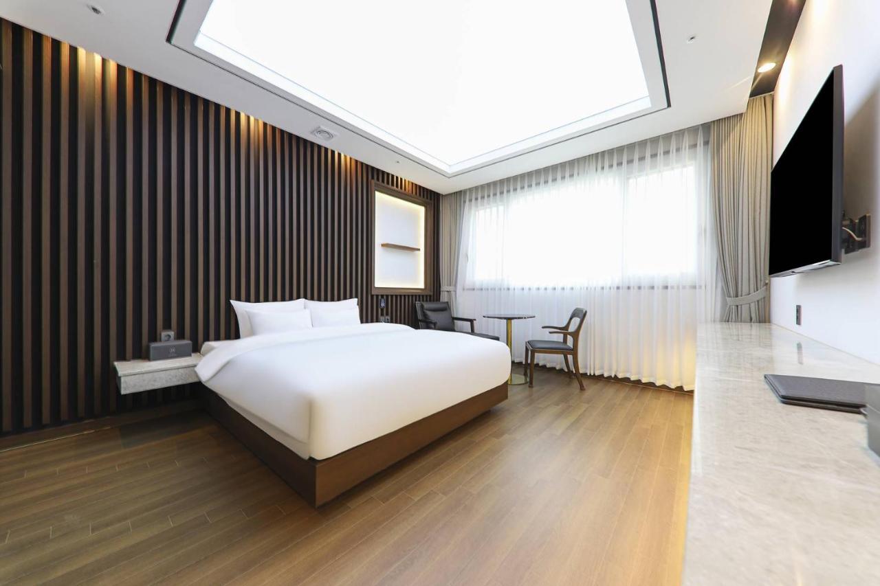 Hotel Demer Mokpo Extérieur photo
