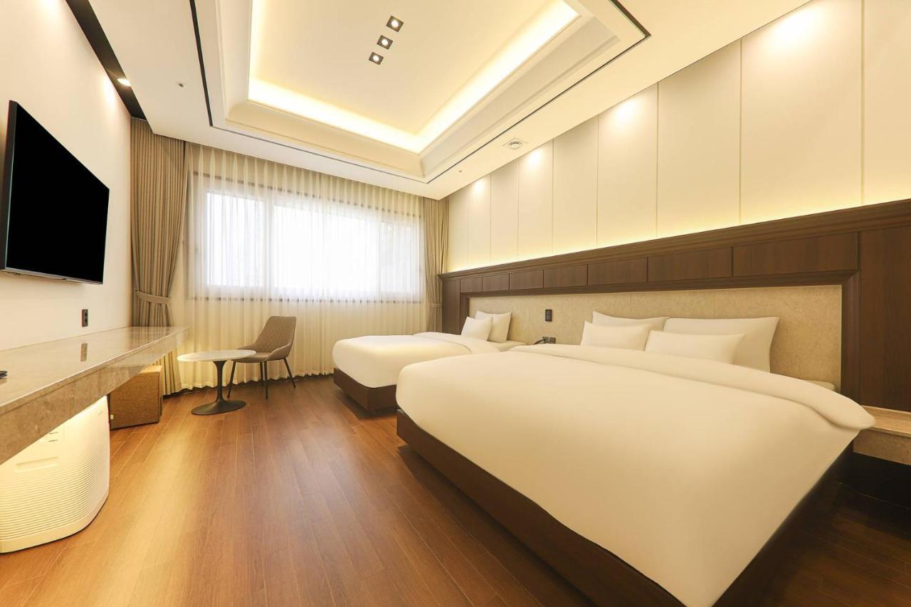Hotel Demer Mokpo Extérieur photo