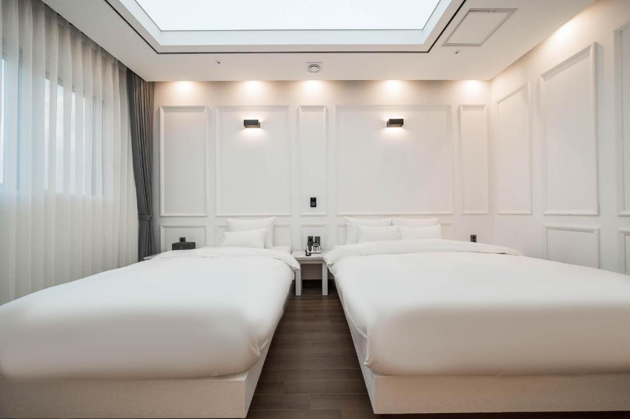 Hotel Demer Mokpo Extérieur photo