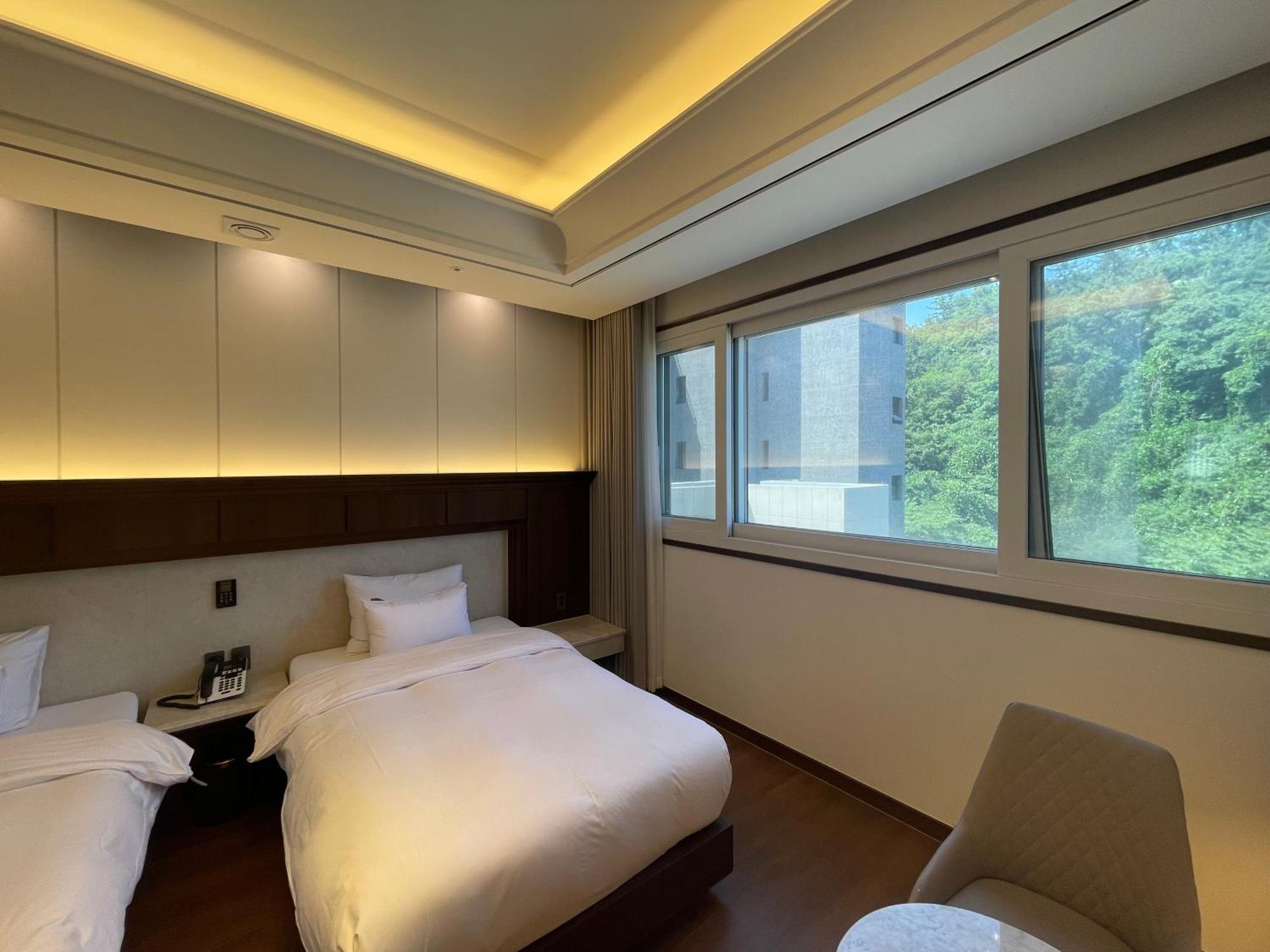 Hotel Demer Mokpo Extérieur photo